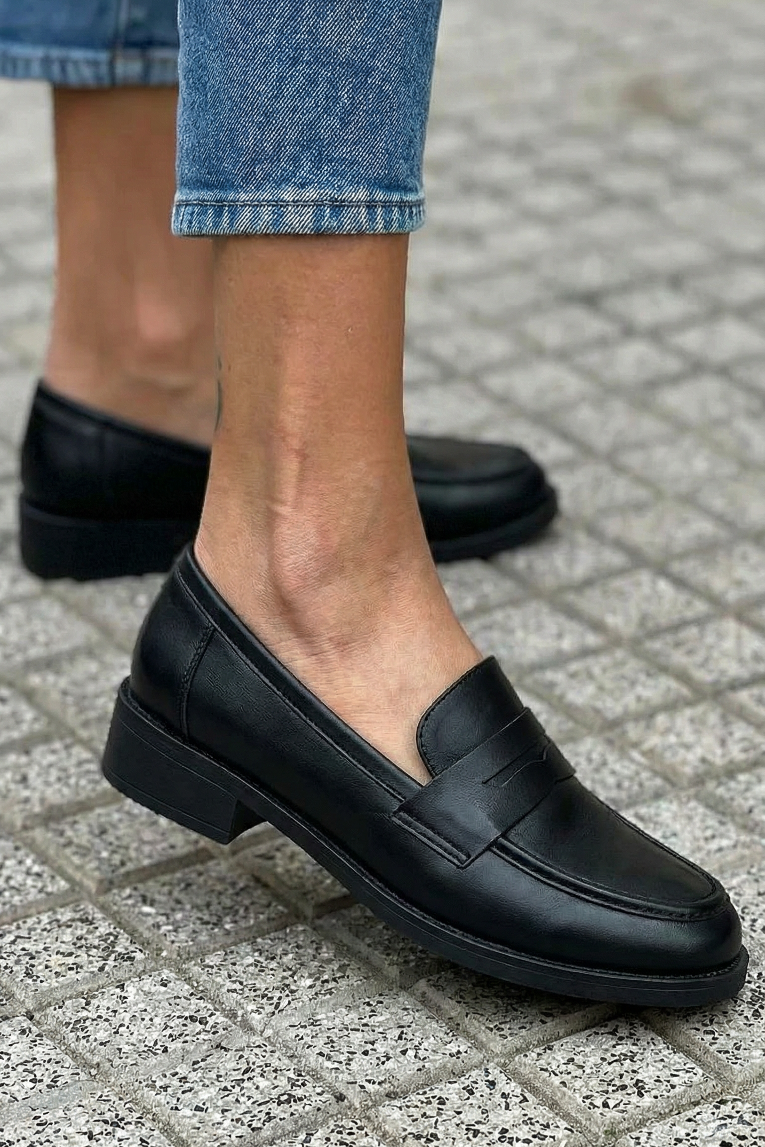 TIMELESS ELEGANCE SHOES
