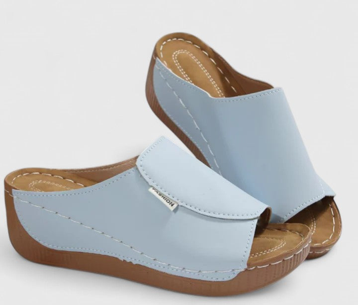 ORTHOPEDIC SANDALS 22