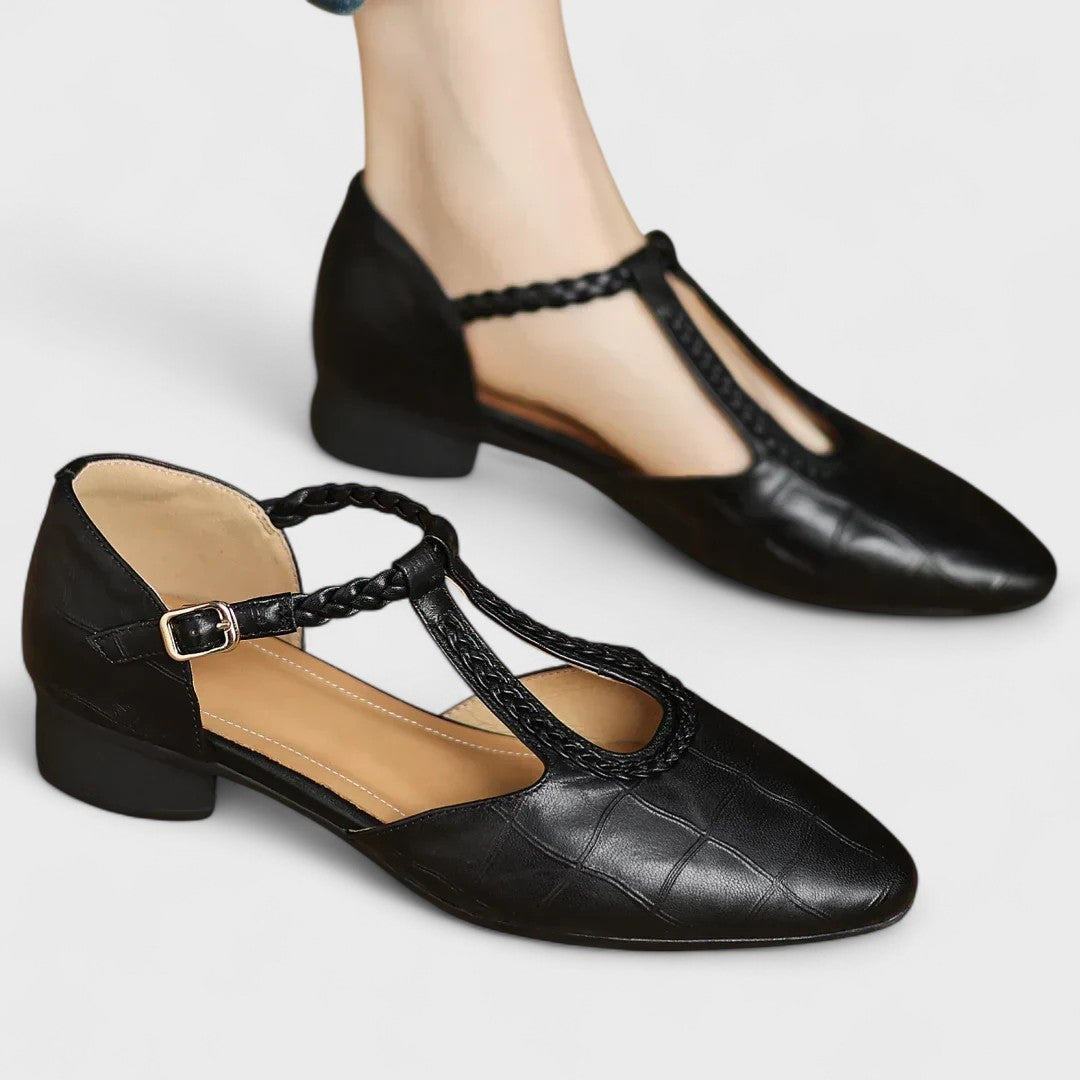 LEATHER ORTHOPEDIC SHOES