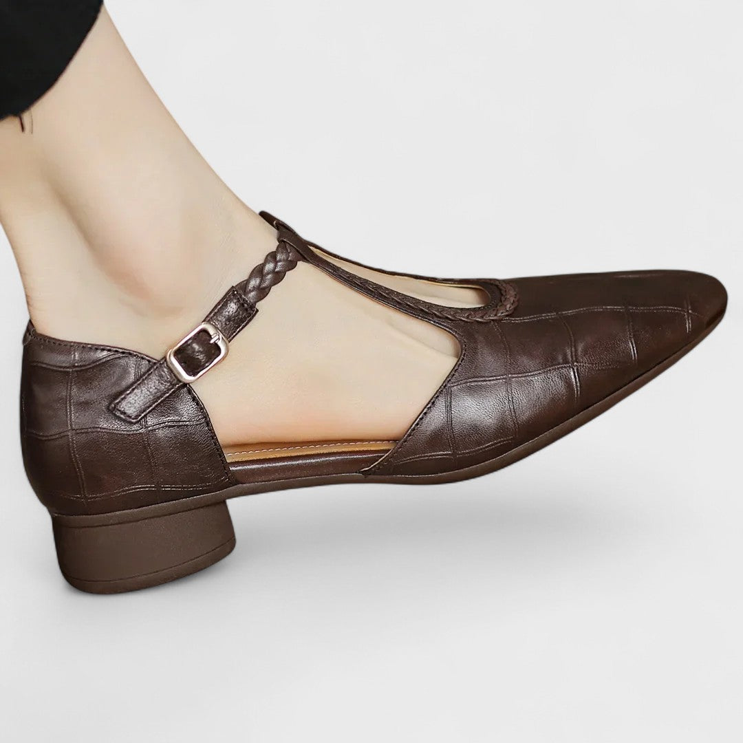 LEATHER ORTHOPEDIC SHOES